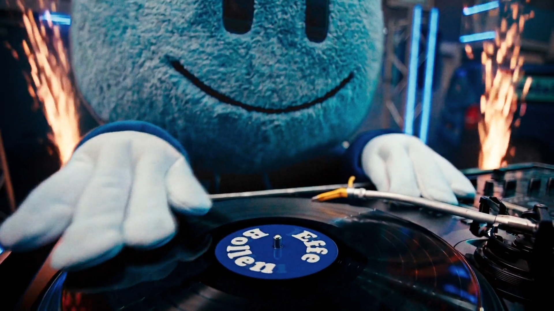 Billie — On the decks, Effe Bollen campaign